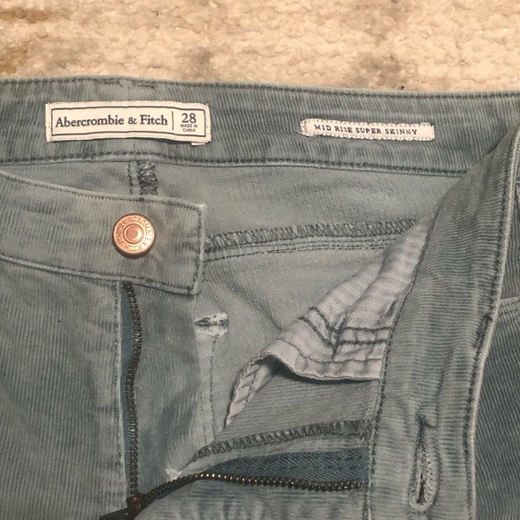 Abercrombie & Fitch Corduroy Skinny Jeans - Picture 4 of 7